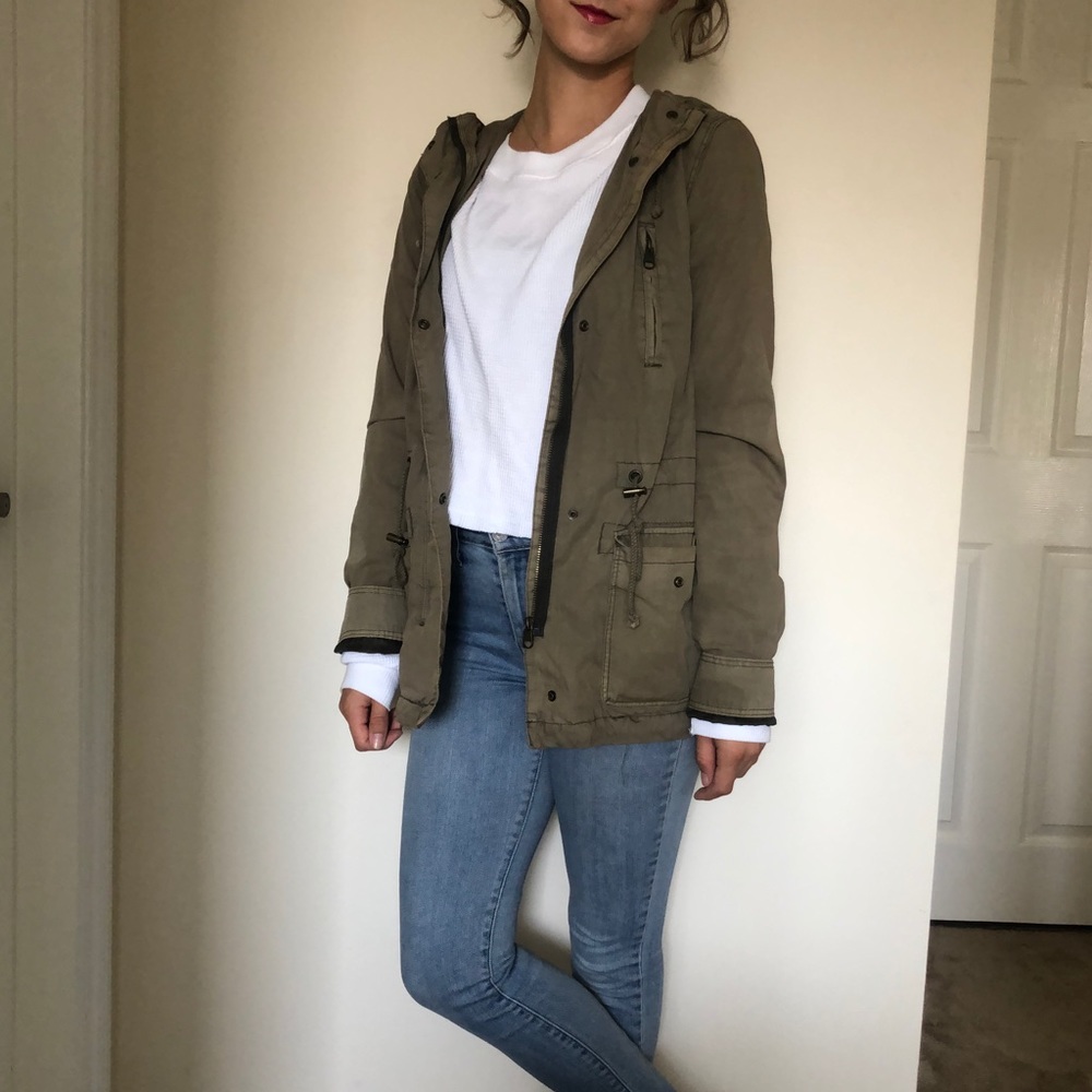 Green Utility Jacket - Picture 2 of 3
